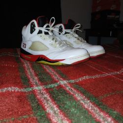Air Jordan 5 White/Fire Red Black Tongue