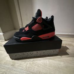 Jordan 4 Red Thunder Size 9.5