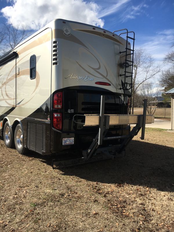 2015 Hydralift Hydraulic Motorcycle RV/Motorhome Lift NR M090 for Sale