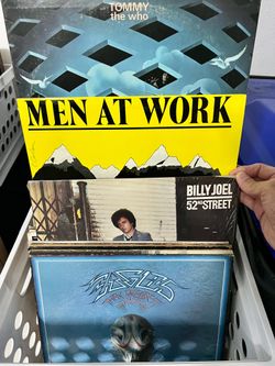 Classic Rock and 80’s Vinyl In Great Condition.