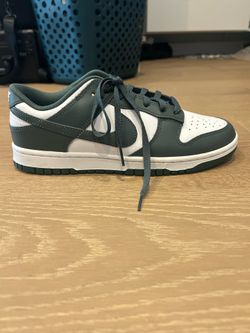 Nike Dunk Low 'Michigan State' Size 8.5