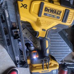 Dewalt 16 Ga 20v Nailer