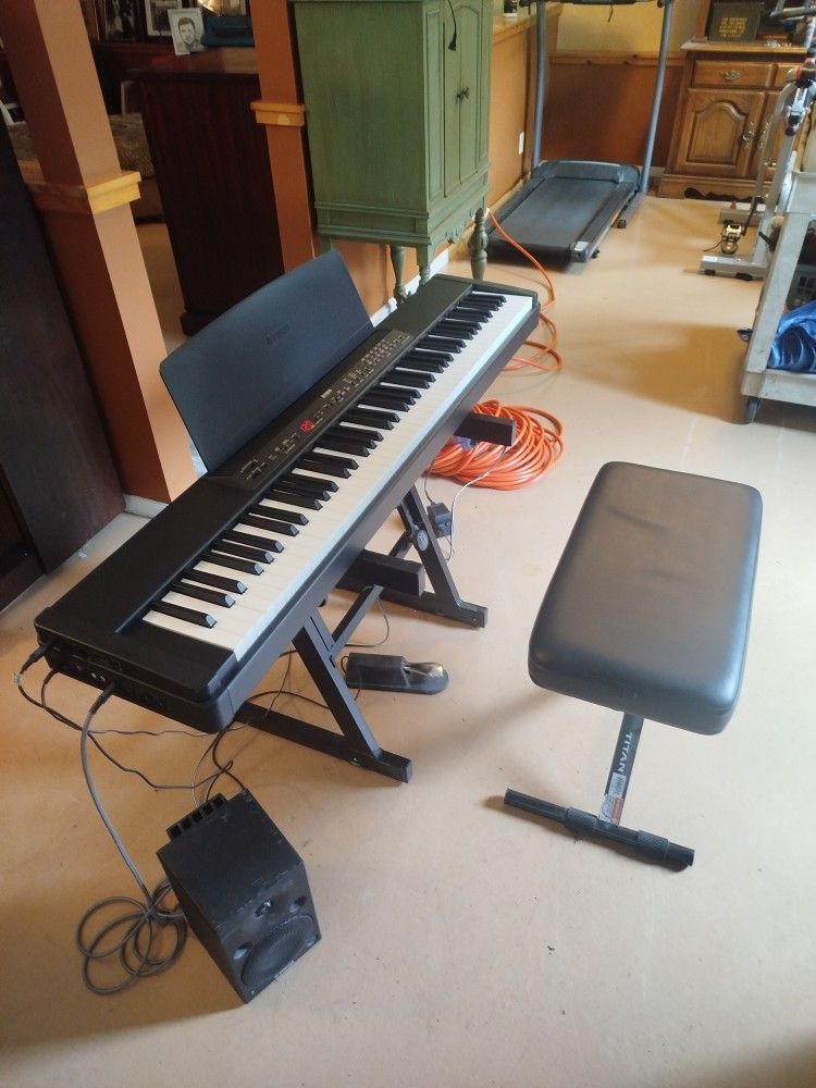 Yamaha P-80 Digital Piano