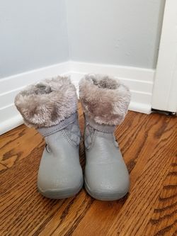 Grey Fur Boots, Size 6
