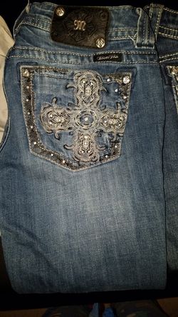 Size 28 miss me boot very nice