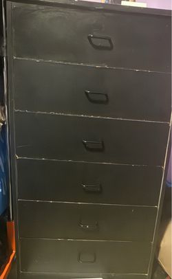 6 drawer dresser around 5ft tall