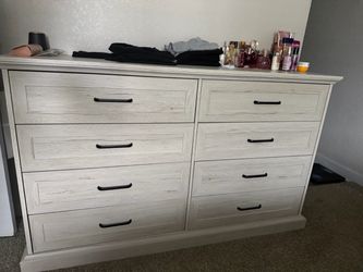 8 drawer dresser