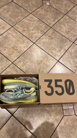 Yeezy boost 350 V2