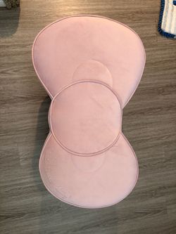 Hello kitty bow bench from impressions