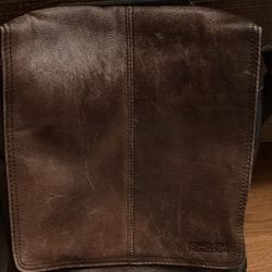 Kenneth Cole Reaction Men’s Leather Satchel Crossbody Bag