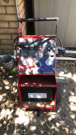 Mobile universal tractor tester