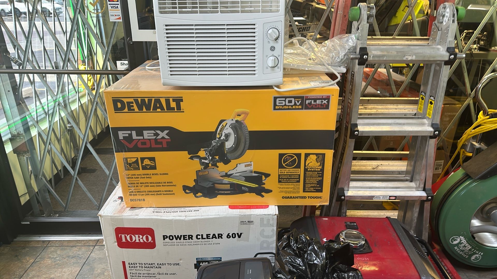 Dewalt DCS781B 60-volt 12-inch Sliding Miter Saw (Tool Only) Brand New