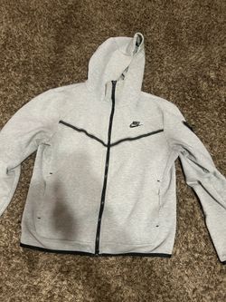 Grey Nike Tech Size Medium 