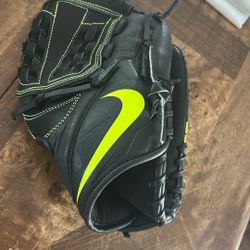 Nike 11.5" MVP Edge Series Youth, Leather Baseball Glove,left Hand