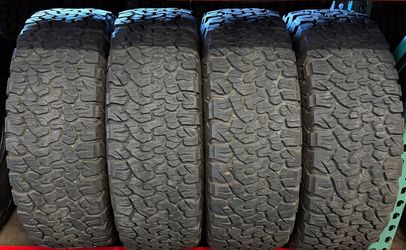LT 285 70 17 BFGoodrich 0425