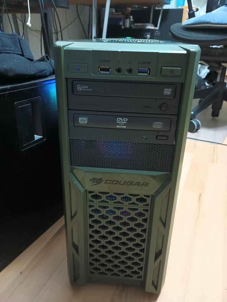 PC Tech Ryzen 32000g RX 580 4 Gig