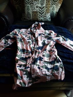 Jacket Light Weight Size Medium NEW