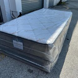 NEW MATTRESS TWIN SIZE PLUSH WITH BOX SPRING 