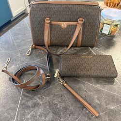 Purses MK Like New Only Used Once 