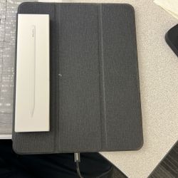 iPad Pro 12.9-inch (5th Generation)