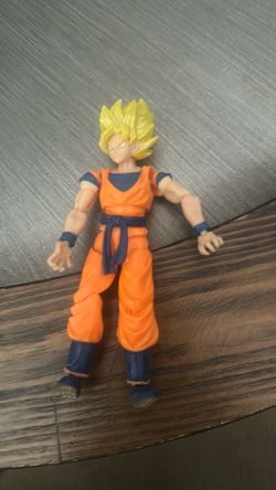 Dragon ball goku figure