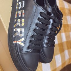 Burberry Shoes 