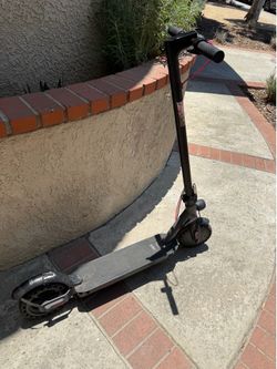 Hiboy electric scooter not sure what’s wrong  so for parts