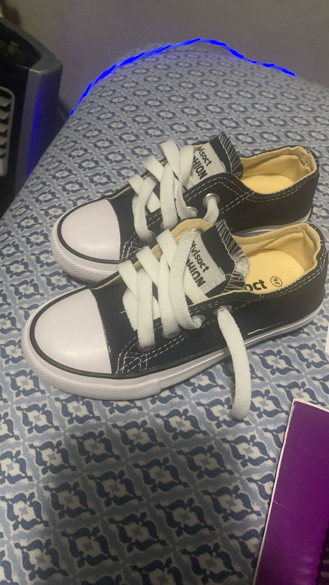 Toddler Shoes 10c "NEW"