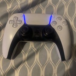 PS5 CONTROLER