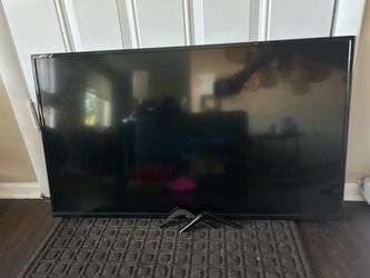 35-inch TLC Smart TV