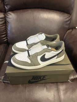 Nike air Jordan 1 Low medium Olive Size 11