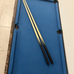 Mini Pool Table
