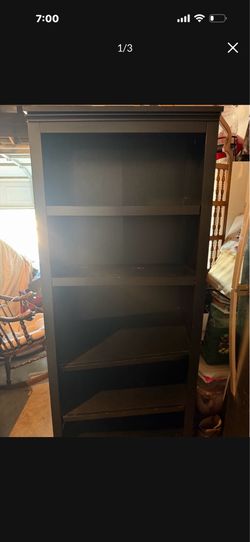 Freeeeeeee book shelf