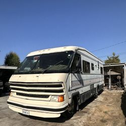 1987 Aluma Lite Motor Home 
