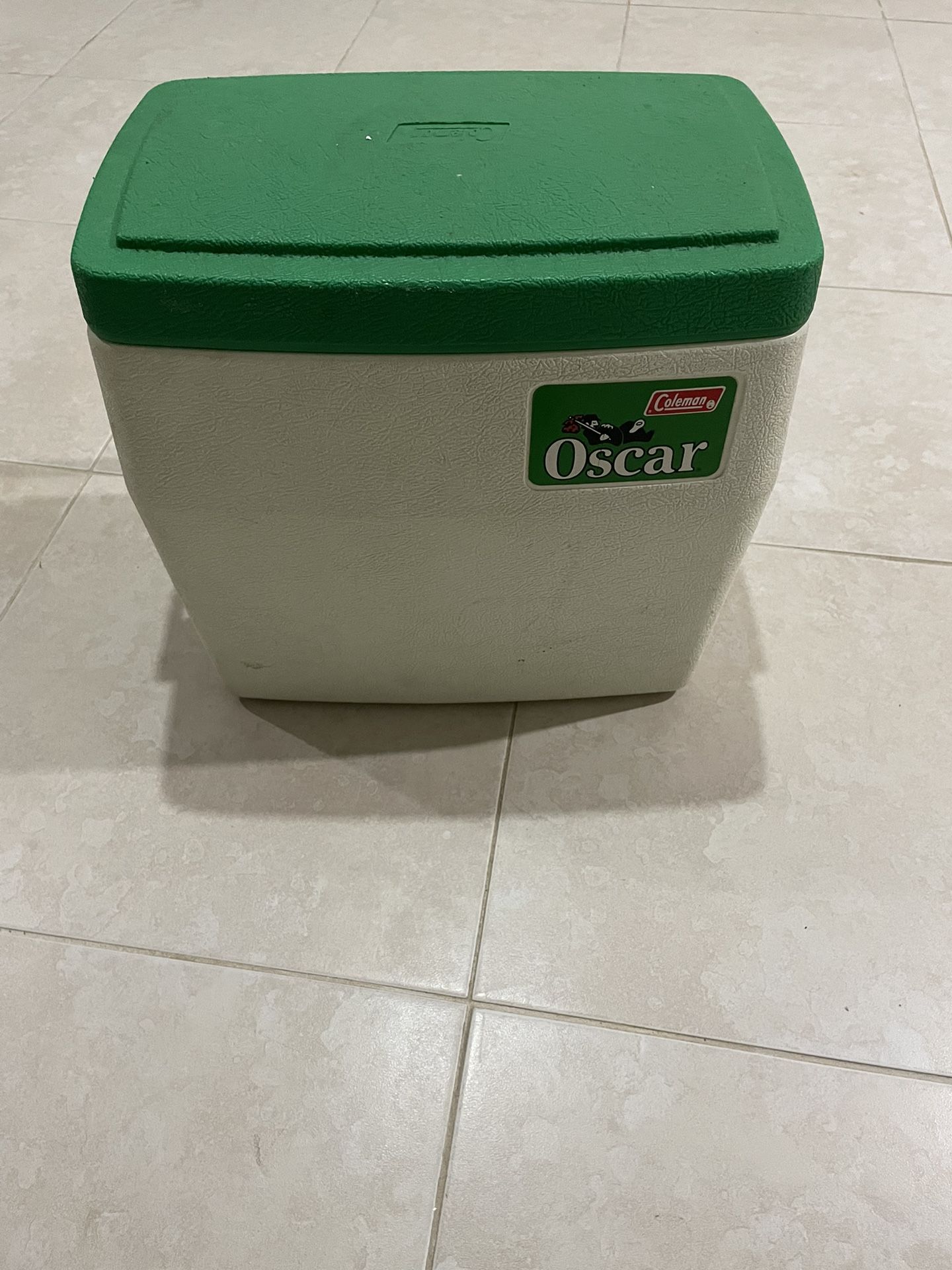 Vintage 1983 Coleman Oscar Cooler 5274