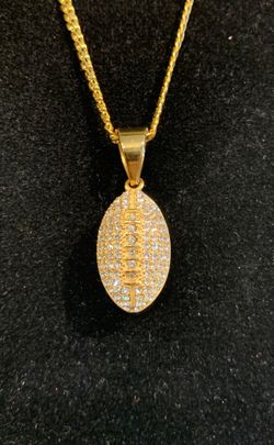 Brand New Stainless Steel Chain & Charm Combo Set (it will note Fade)