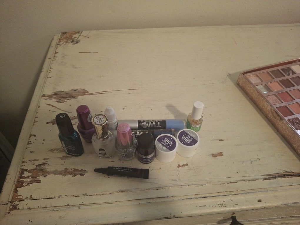 Nail Stuff