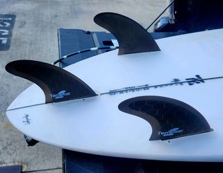 BLOWOUT HOLIDAY SURFBOARD FIN SALE...STARTING AT $35...FACTORY DIRECT