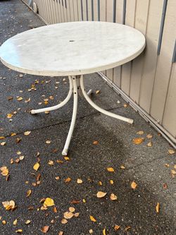 41 inch outdoor round table