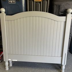 Pottery Barn, Catalina, Kids Twin Bed.