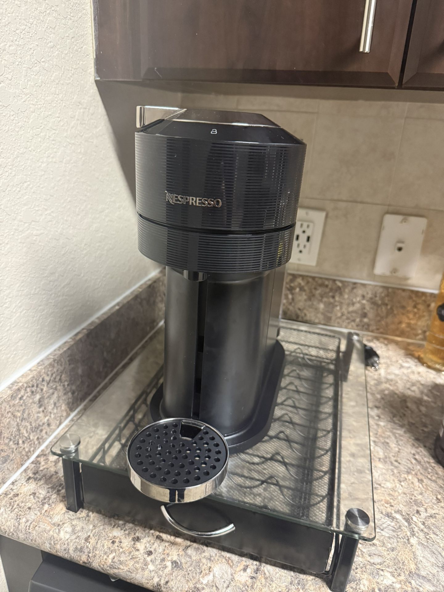 Nespresso Verturo Next WITH Pod holder drawer