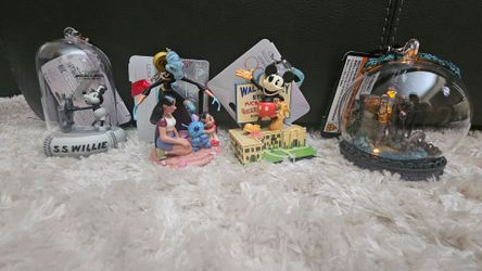 Disney Ornaments "See Description"