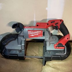 Milwaukee Bandsaw 