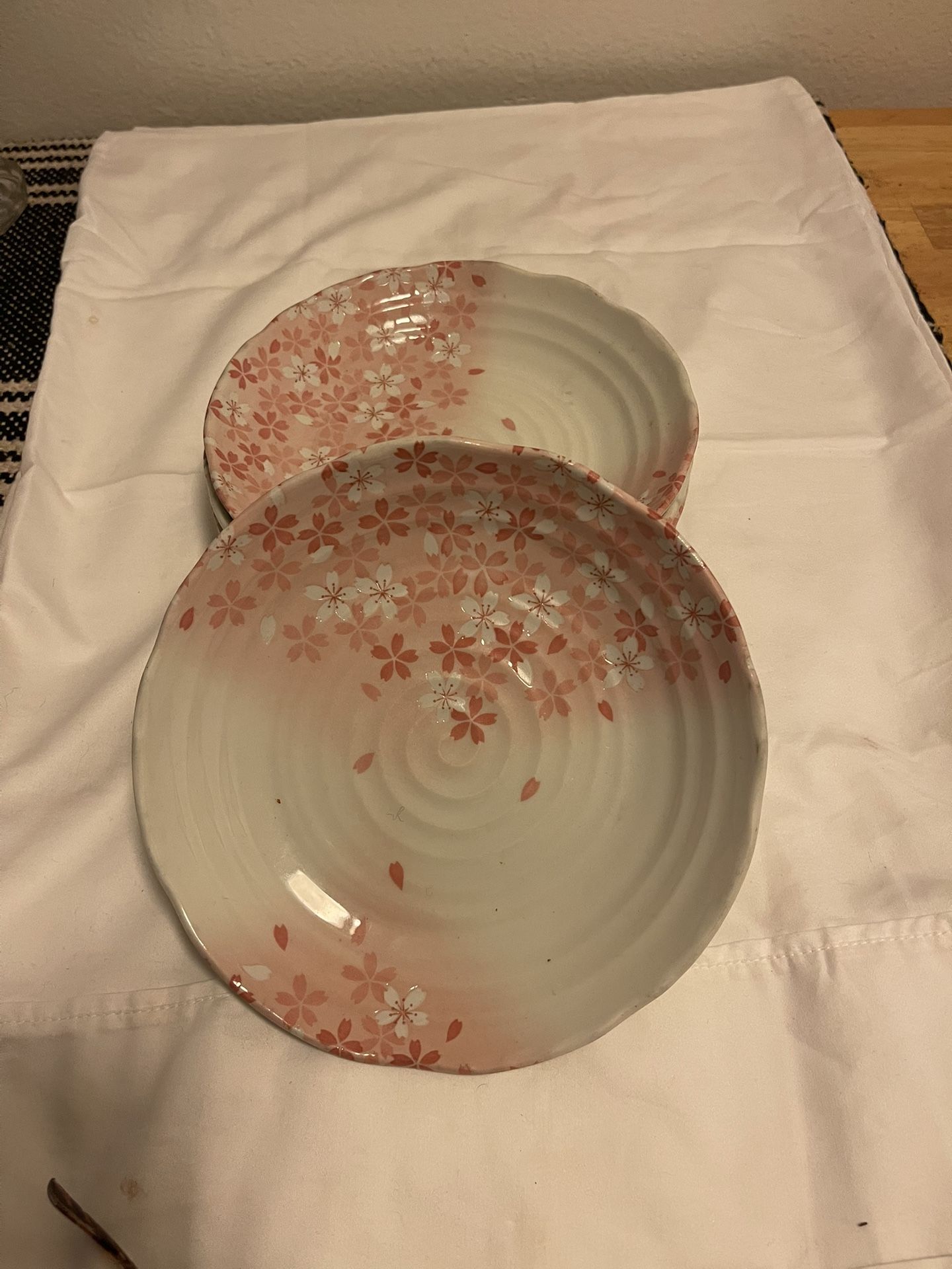 Chiyo Uno Sakura plates 4