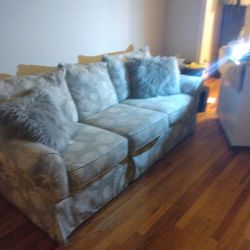 3peice Sofa Set With Ottoman