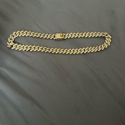 Gold Cuban Link Chain 20mm ICED OUT