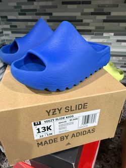 Yeezy kids slides