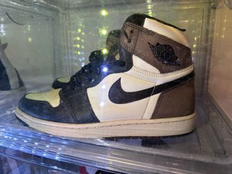Jordan 1 High Mocha men’s size 10