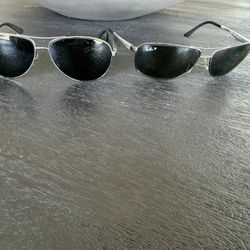 2 Authentic Ray-Bans Polarized Sunglasses -$65 (Need new lenses)