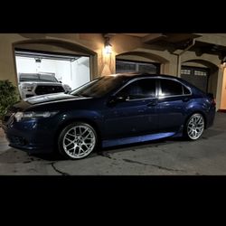 Glossy Blue Car Wrap 